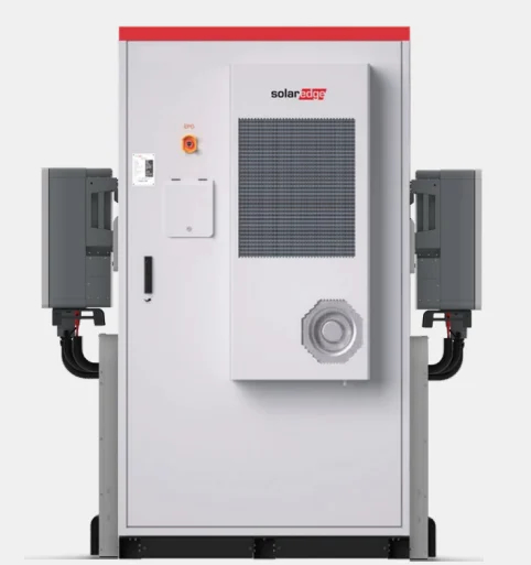 SOLAREDGE CSS-OD C&I BATTERY CABINET ESS SOLUTION 2x50KW+197,2KWH